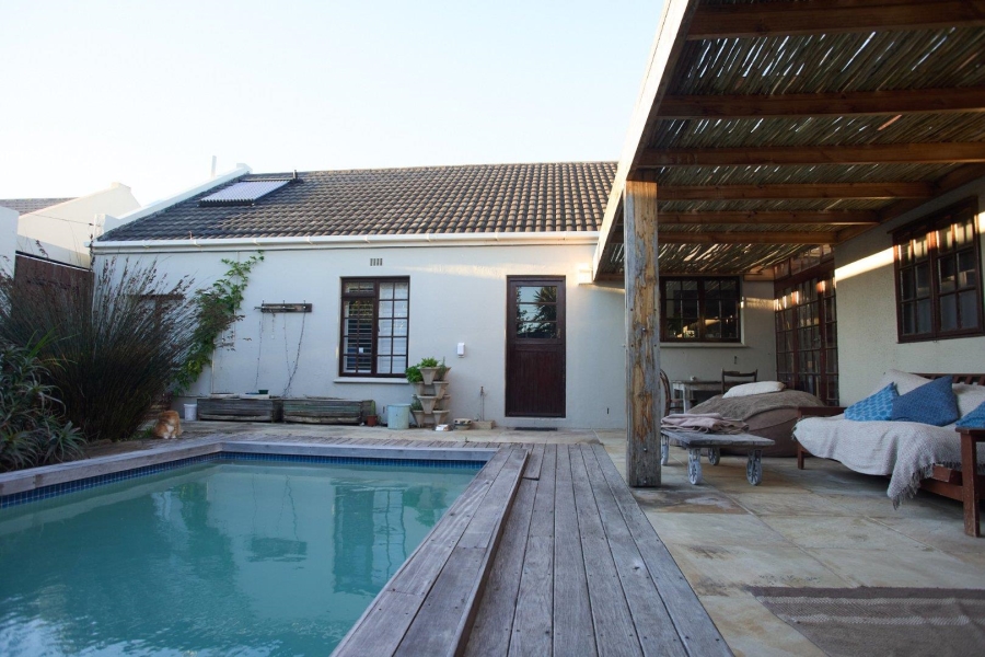 To Let 3 Bedroom Property for Rent in Kommetjie Western Cape
